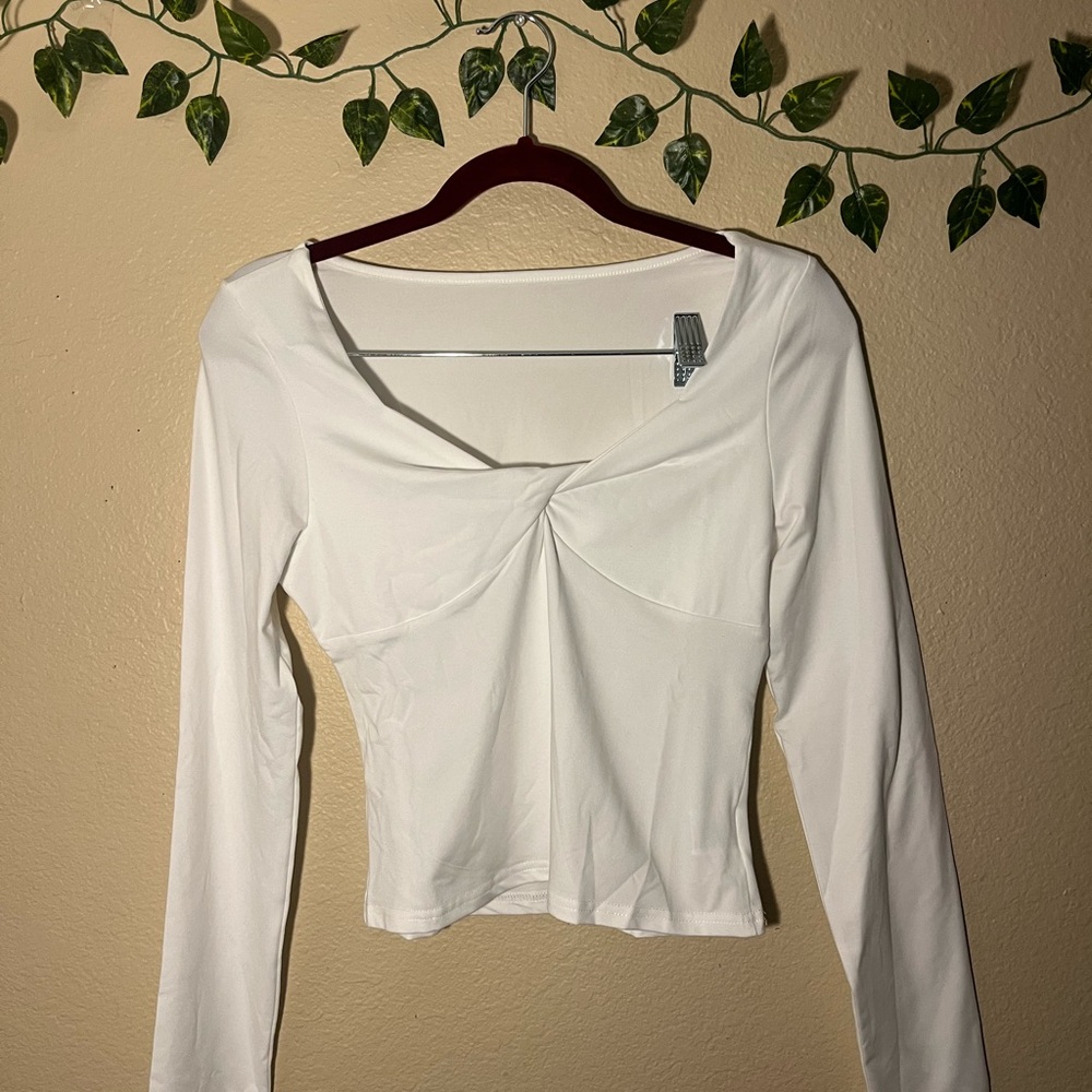 Elegant White Long Sleeve Top